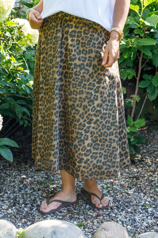 Abbie Leopard Skirt