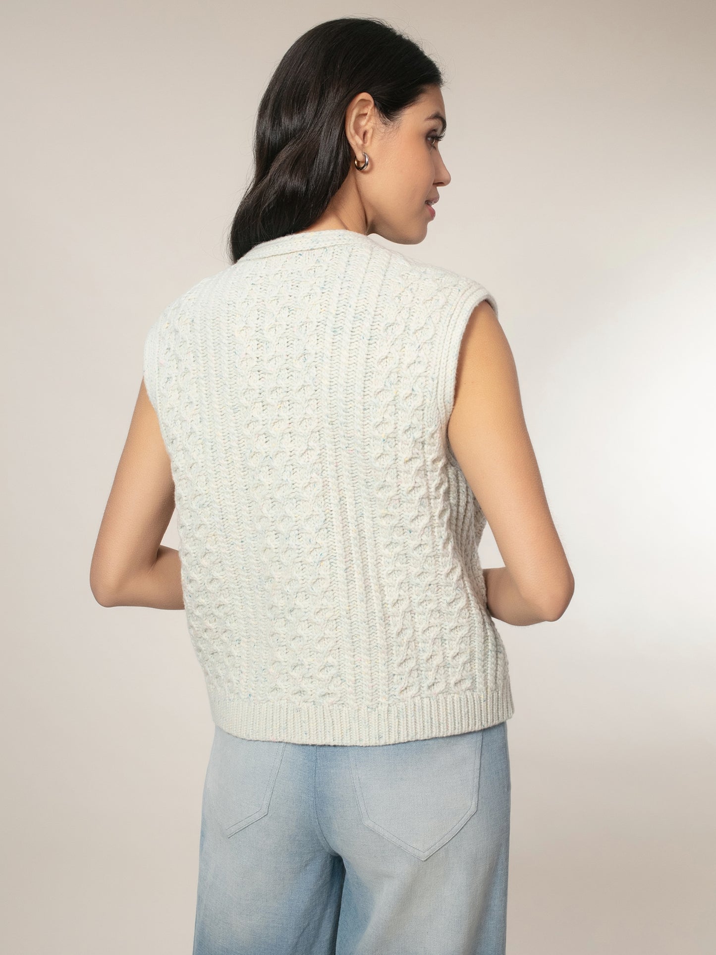 Viola Knitted Gilet in Cream